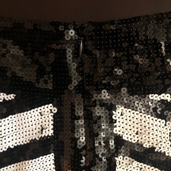 Bebe sequence mini skirt - Picture 3 of 7